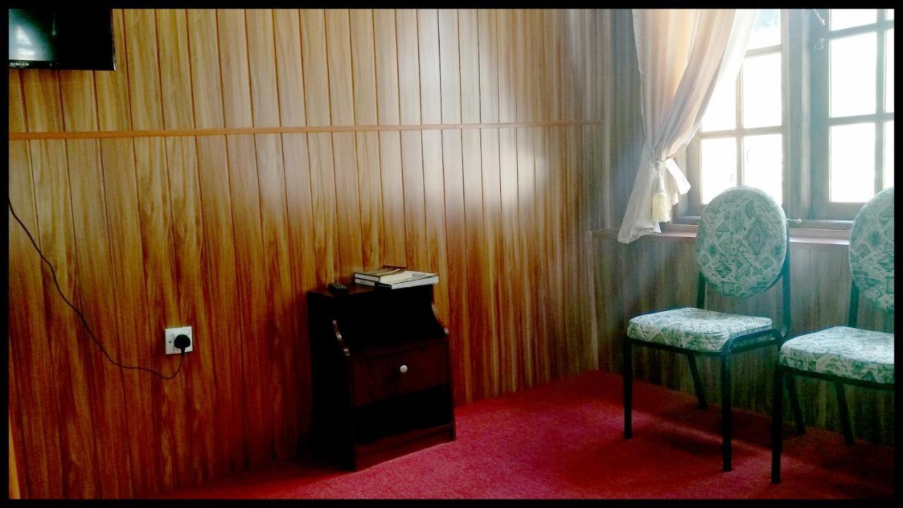New Happy Inn 努沃勒埃利耶 外观 照片